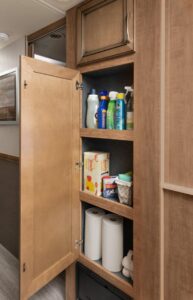 10_hallpantry_Naut34RX_canvas_bourbonMY22_6426