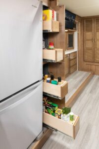 11_pantry_Naut34RX_canvas_bourbonMY22_6448