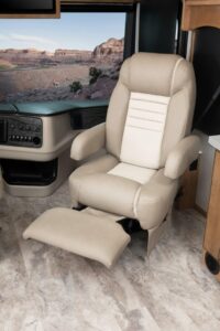 18_PassengerSeat_NAV38K_Canvas_Bourbon_MY22_0474open