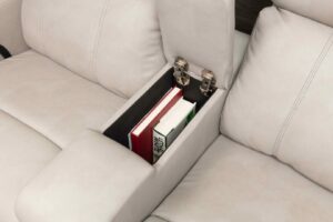7_theatreseeatStorage_Invicta33HB_capri_WW_MY22_4955