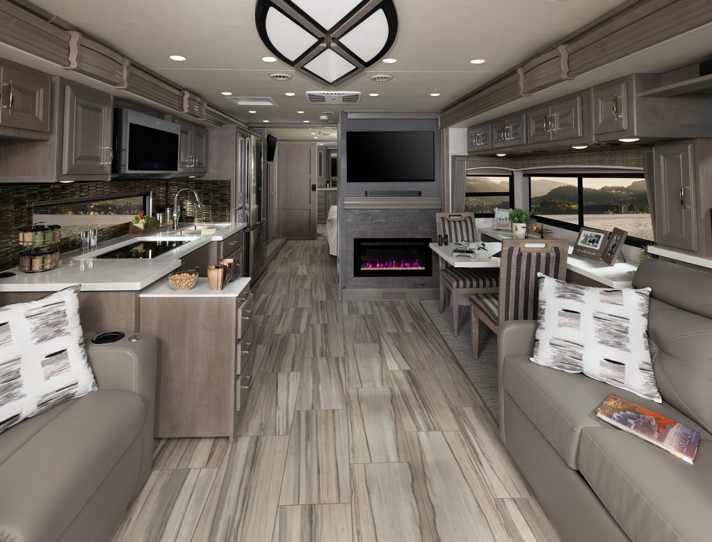 2024 Endeavor 38W